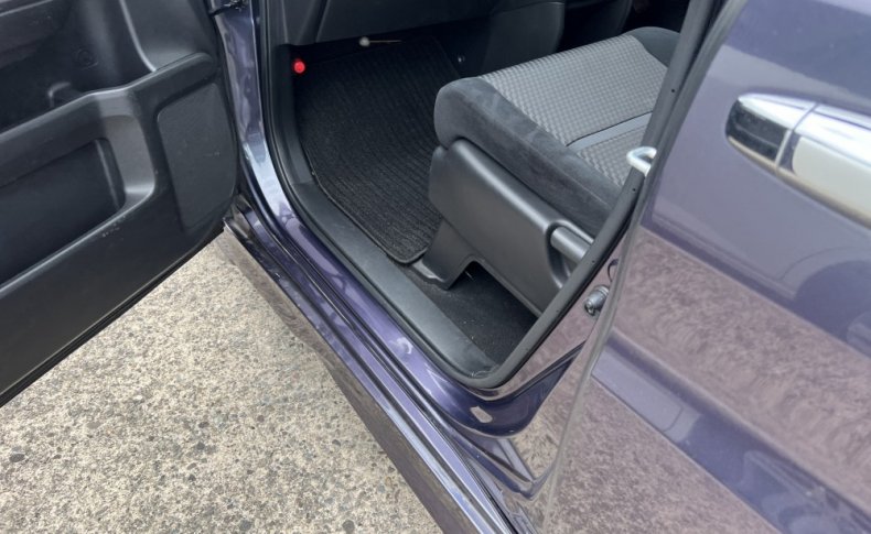 HONDA STEPWGN SPADA 7-SEATERS 2016