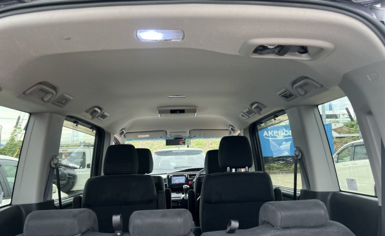 HONDA STEPWGN SPADA 7-SEATERS 2016