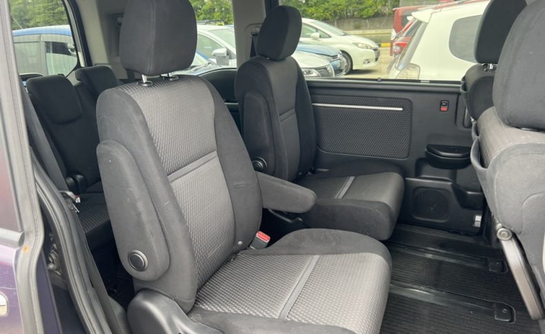 HONDA STEPWGN SPADA 7-SEATERS 2016