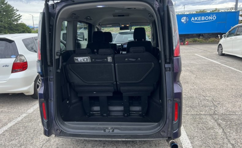 HONDA STEPWGN SPADA 7-SEATERS 2016