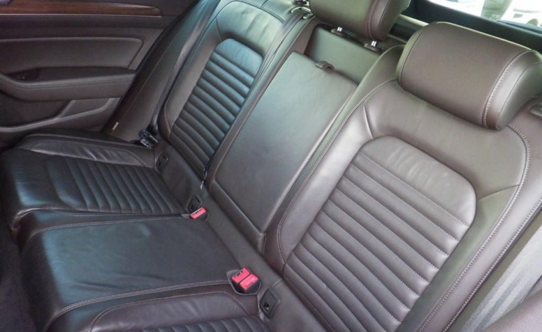 VOLKSWAGEN PASSAT VARIANT HIGH LINE 2015
