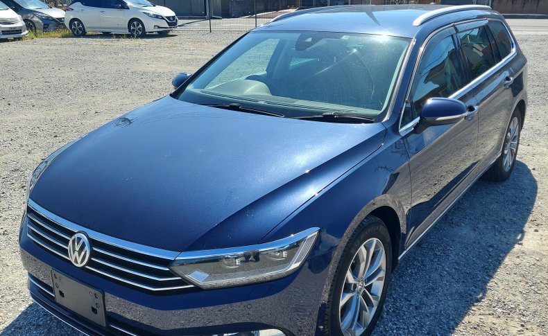 VOLKSWAGEN PASSAT VARIANT HIGH LINE 2015