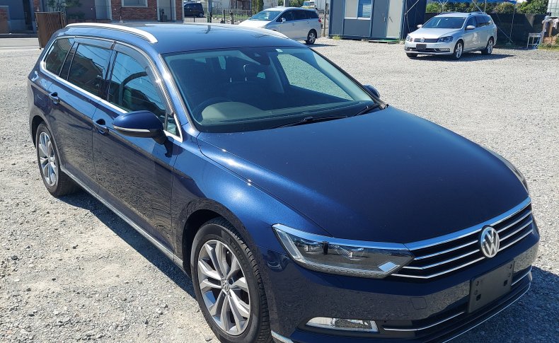 VOLKSWAGEN PASSAT VARIANT HIGH LINE 2015