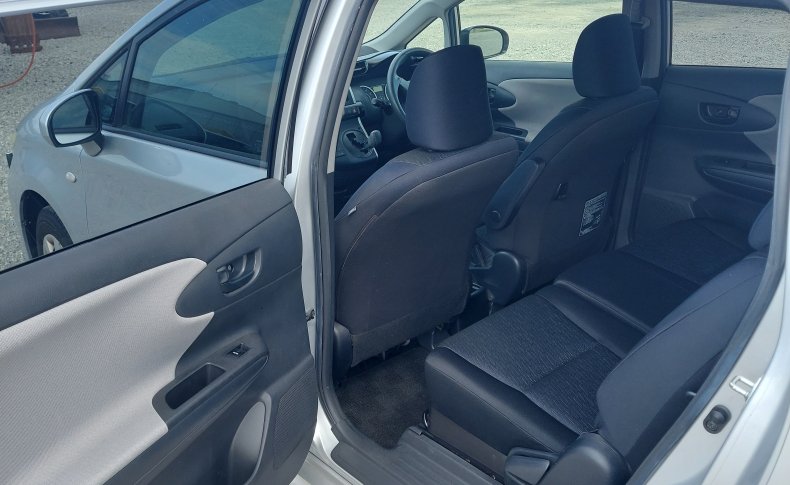 TOYOTA WISH 1.8X 2009