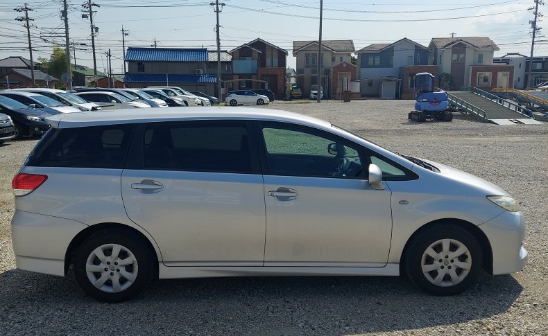 TOYOTA WISH 1.8X 2009