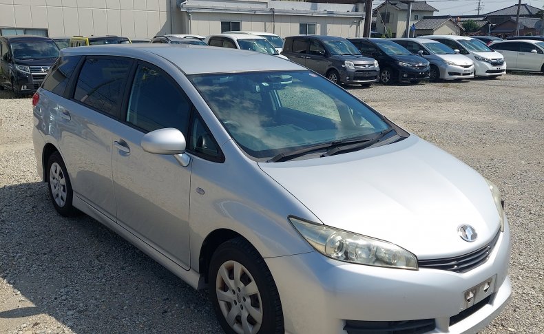 TOYOTA WISH 1.8X 2009
