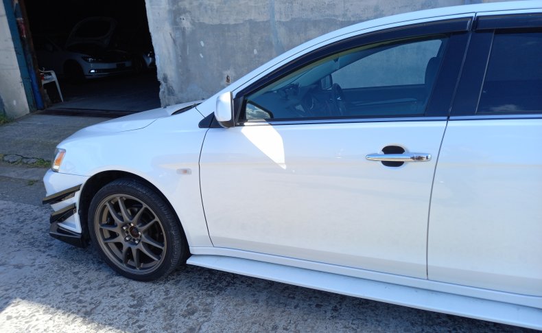 MITSUBISHI GALANT FORTIS SUPER EXCEED 2011