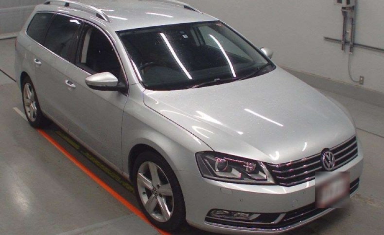 VOLKSWAGEN PASSAT VARIANT HIGH LINE 2011