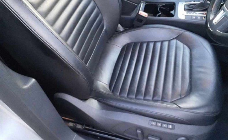 VOLKSWAGEN PASSAT VARIANT HIGH LINE 2011