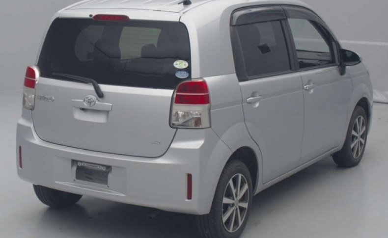 TOYOTA SPADE F 4WD 2014
