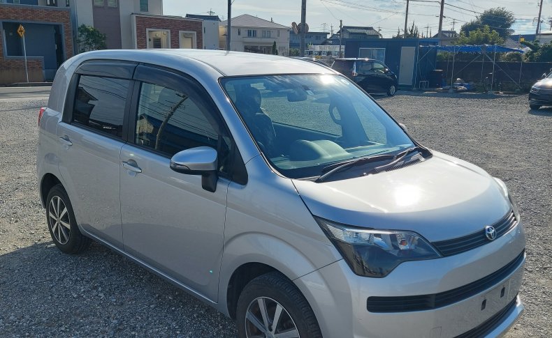 TOYOTA SPADE F 4WD 2014