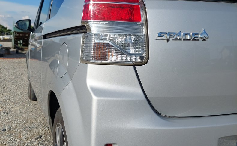 TOYOTA SPADE F 4WD 2014