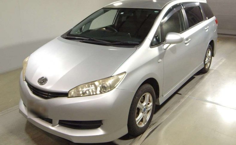 TOYOTA WISH 1.8 X 4WD 2010