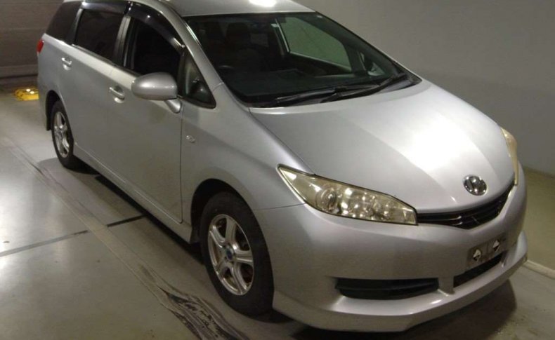 TOYOTA WISH 1.8 X 4WD 2010