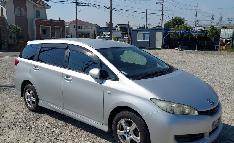 TOYOTA WISH 1.8 X 4WD 2010