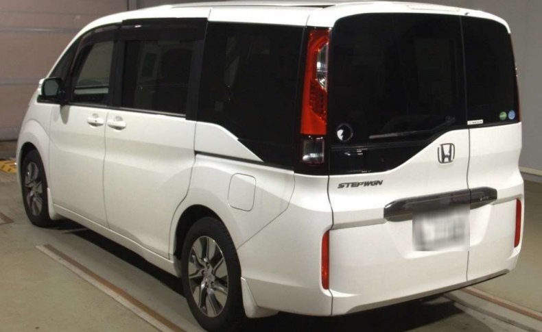 HONDA STEPWGN G EX HONDA SENSING 8-SEATERS 2015