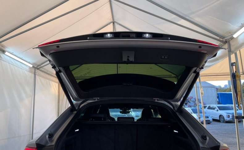 Audi Q8 55 TFSI QUATTRO 2021