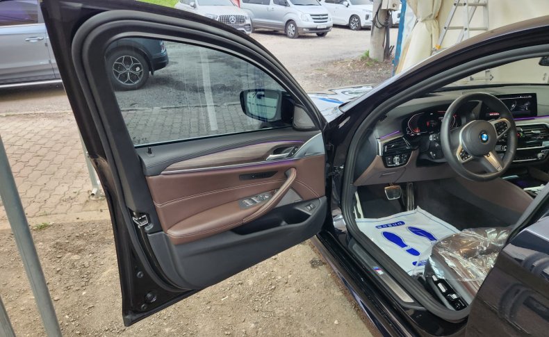 BMW 5 series 520i M Sport Package 2020