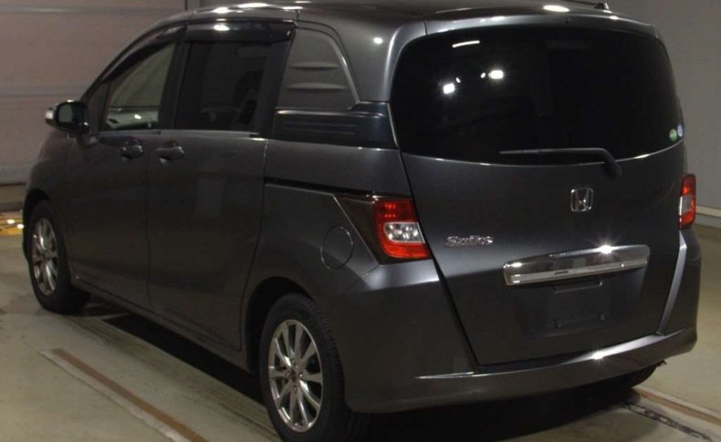 HONDA FREED SPIKE G Just Selection 2012