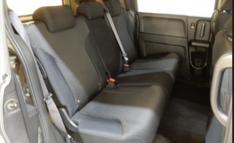 HONDA FREED SPIKE G Aero 2012