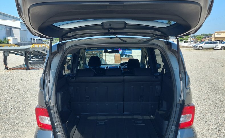 HONDA FREED SPIKE G Aero 2012
