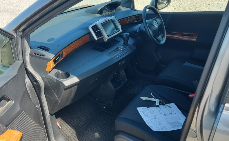 HONDA FREED SPIKE G Aero 2012