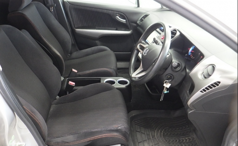HONDA STREAM ZS 2009