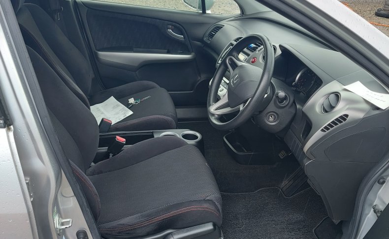 HONDA STREAM ZS 2009