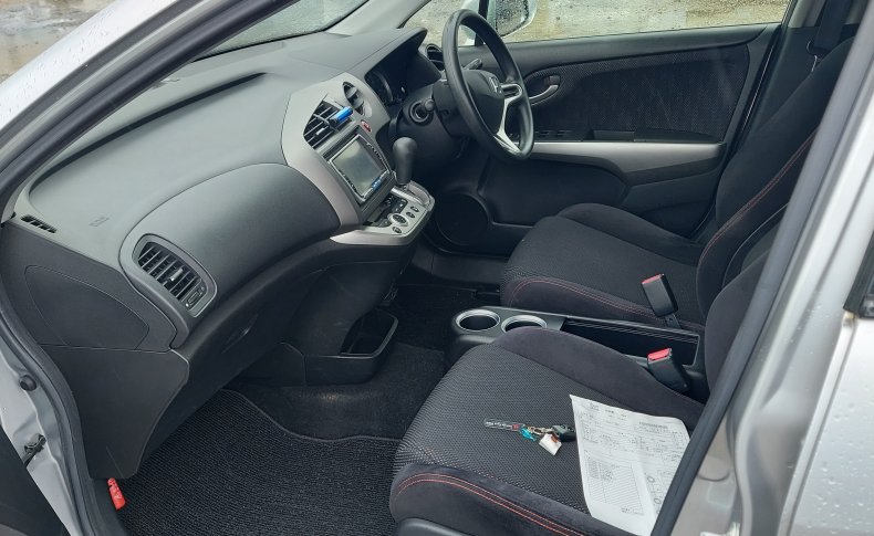 HONDA STREAM ZS 2009