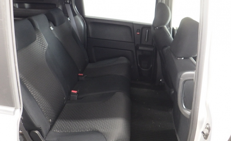 HONDA FREED SPIKE G Just Selection 2015