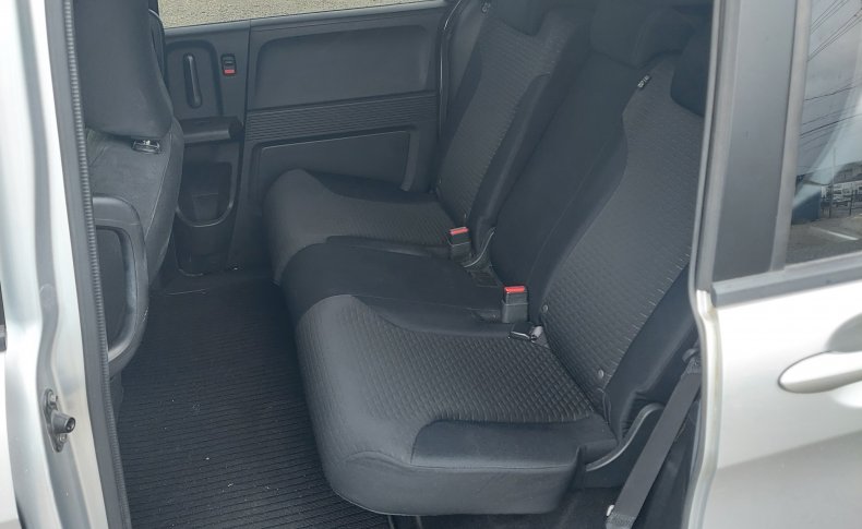 HONDA FREED SPIKE G Just Selection 2015