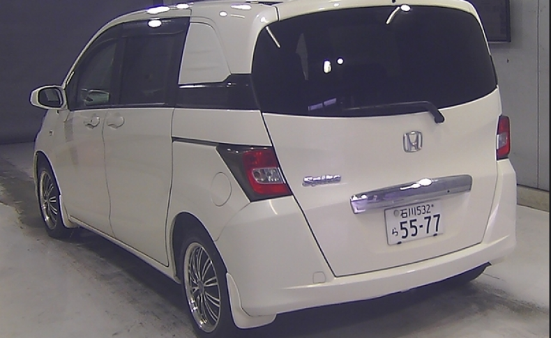 HONDA FREED SPIKE G Just Selection 2010