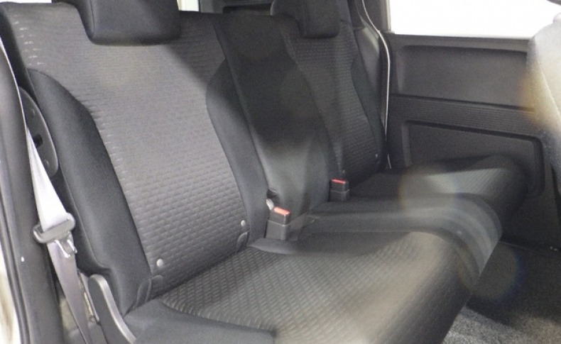 HONDA FREED SPIKE G Just Selection 2010