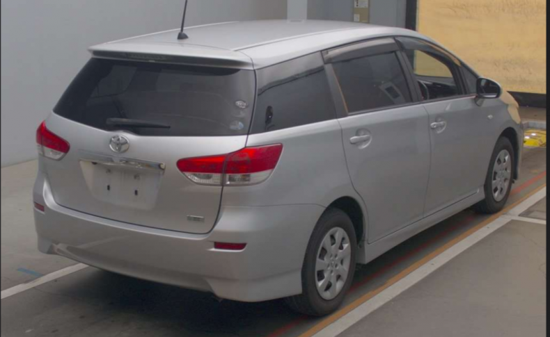 TOYOTA WISH 1.8X HID Selection 2011