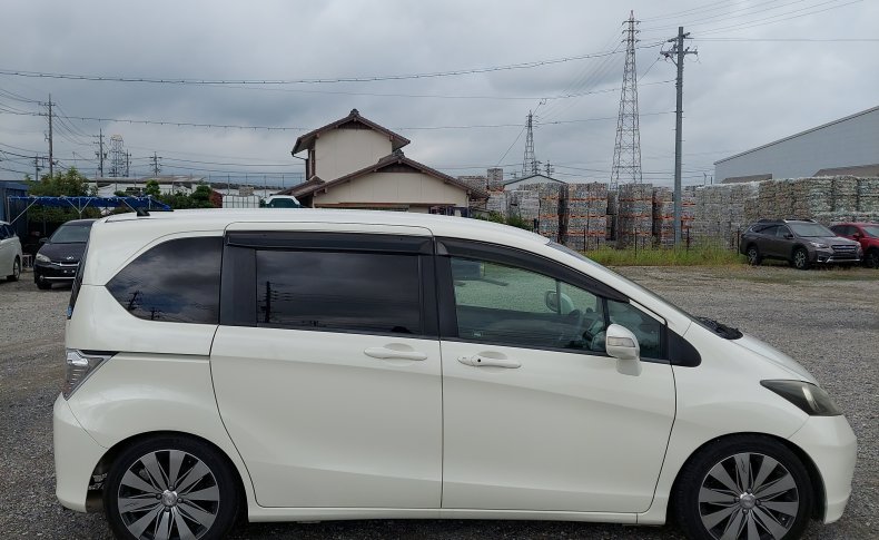 HONDA FREED G Just Selection 2011
