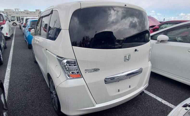 HONDA FREED G Just Selection 2011