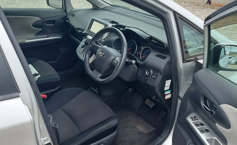 TOYOTA WISH 1.8S 2009