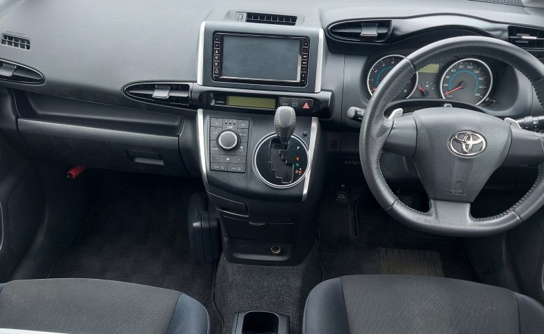 TOYOTA WISH 1.8S 2009