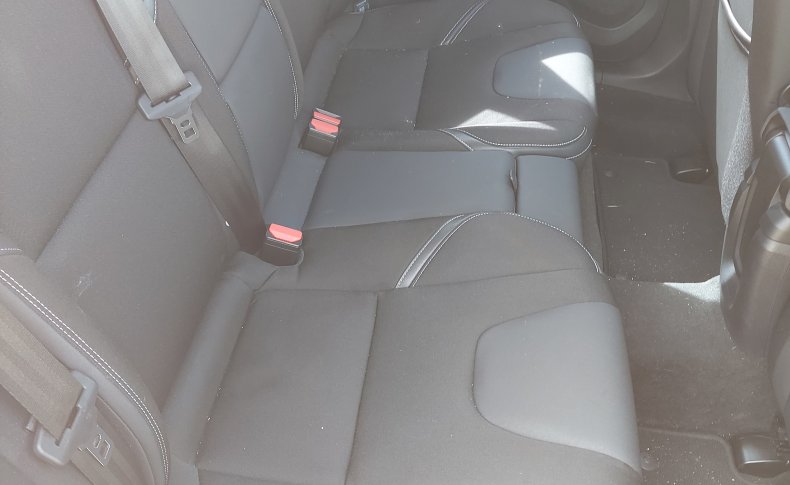 VOLVO V40  2016