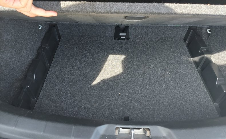 VOLVO V40  2016