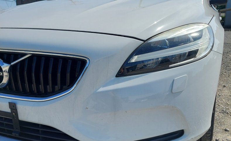VOLVO V40  2016