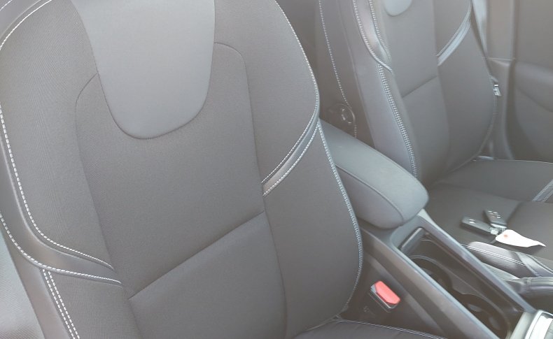 VOLVO V40  2016