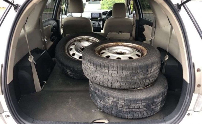 TOYOTA WISH 1.8X 4WD 2010