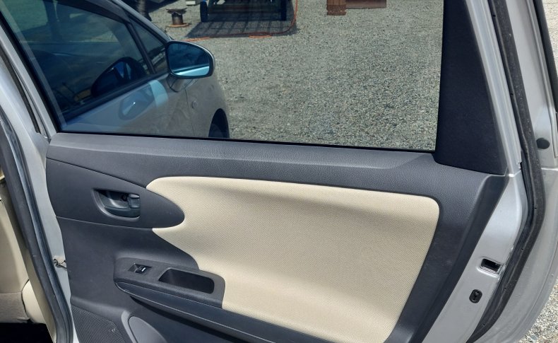 TOYOTA WISH 1.8X 4WD 2010