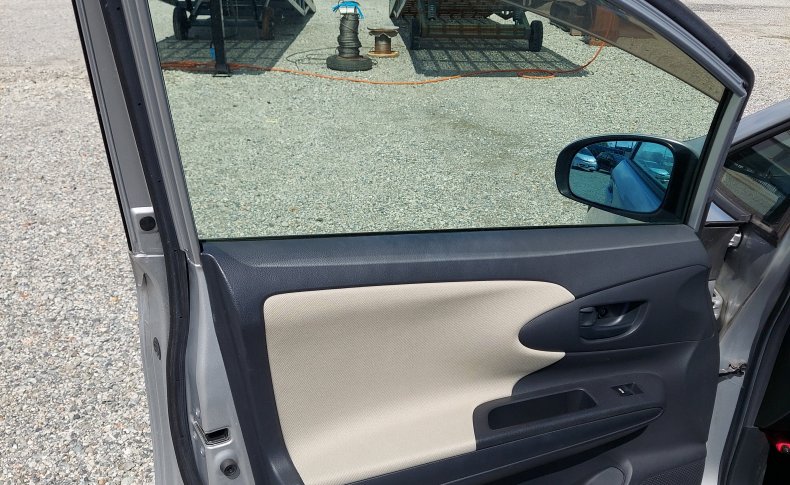 TOYOTA WISH 1.8X 4WD 2010