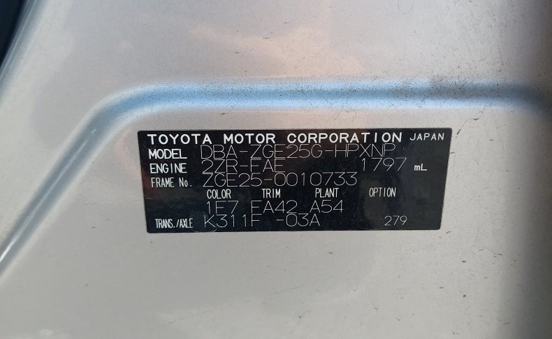 TOYOTA WISH 1.8X 4WD 2010