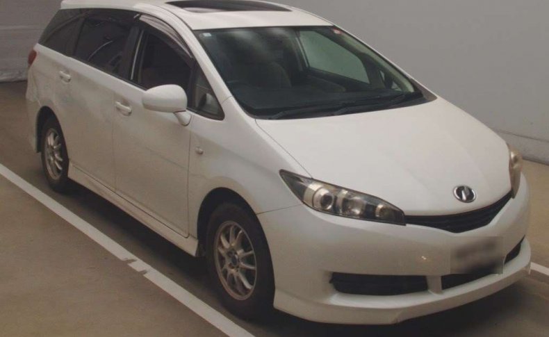 TOYOTA WISH 1.8X HID Selection 2010