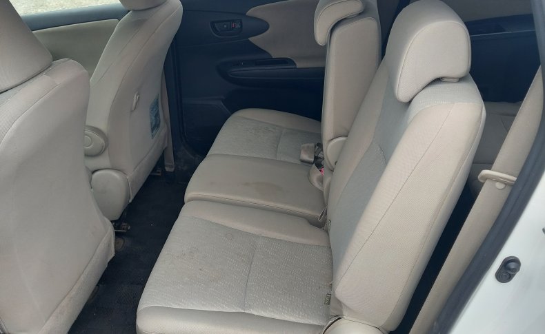 TOYOTA WISH 1.8X HID Selection 2010