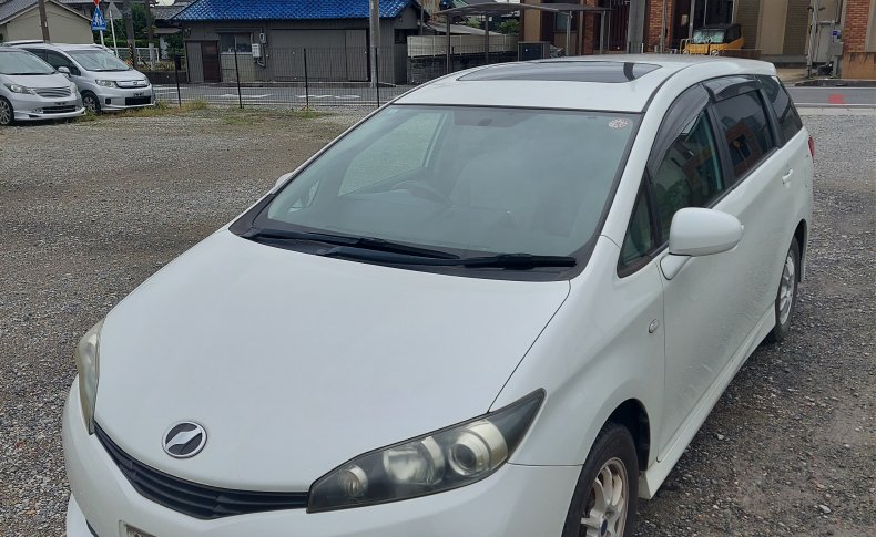 TOYOTA WISH 1.8X HID Selection 2010