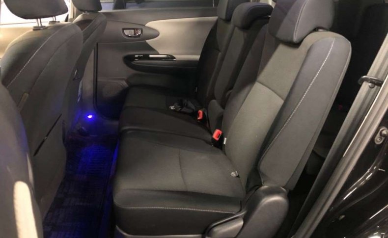 TOYOTA WISH 1.8S 2011